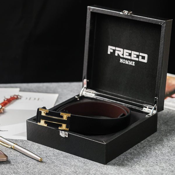 頭層牛皮黑金皮帶,金屬英文字母扣,箱盒角度,FREED 客製化刻字。