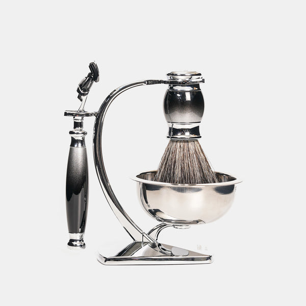 銀色金屬刮鬍刀架,含刮鬍刀、刷子、碗。FREED 客製化刻字