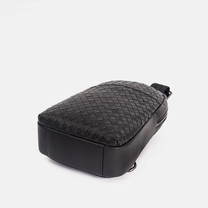 【FREED】手工細編織皮革胸包 - FREED