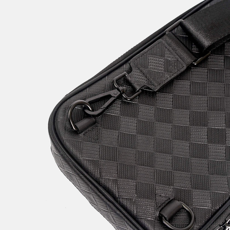 【FREED】編織壓花方格胸包 - FREED