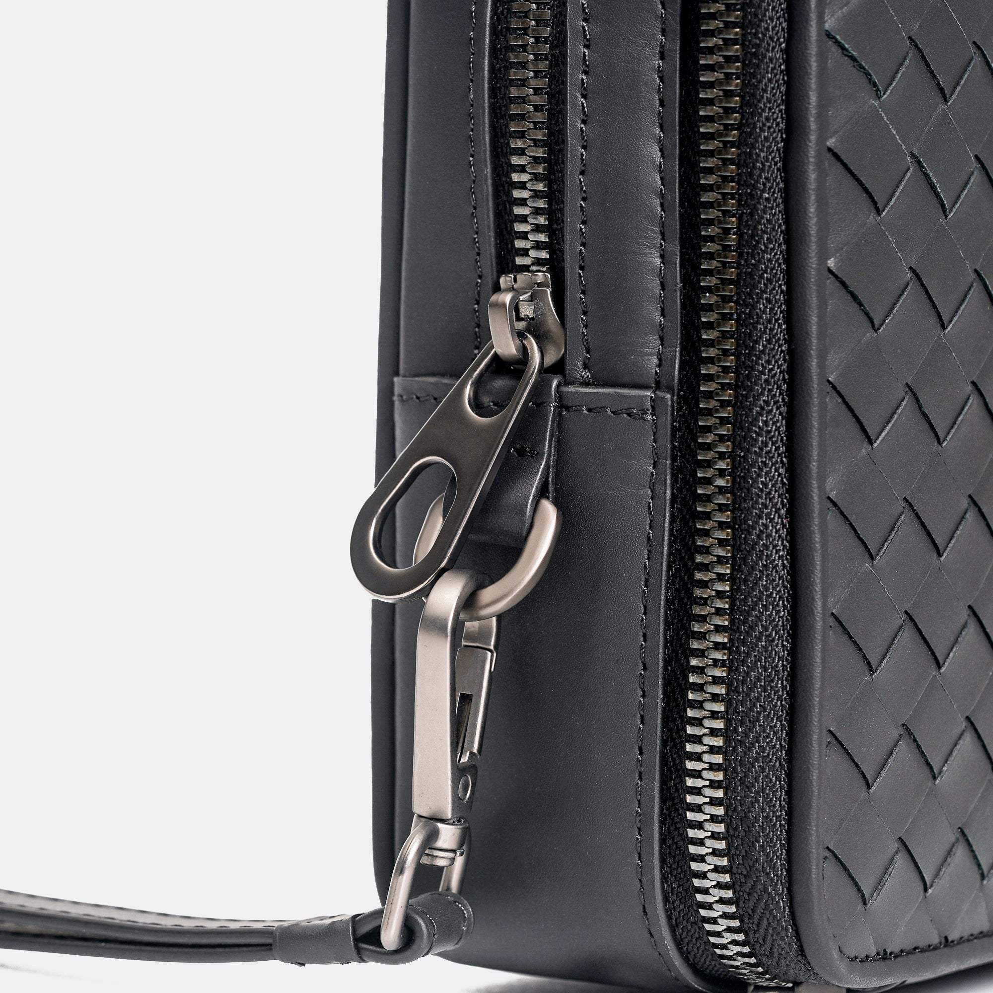 【FREED】手工細編織真皮手拿包 - FREED