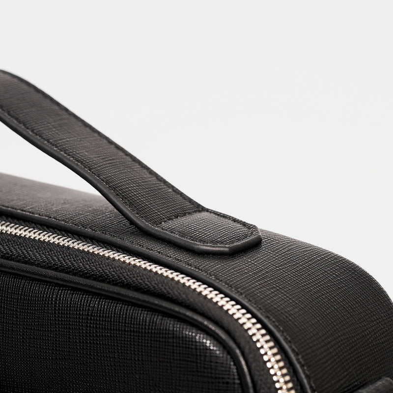 【FREED】經典 Saffiano 十字紋 手提斜背包