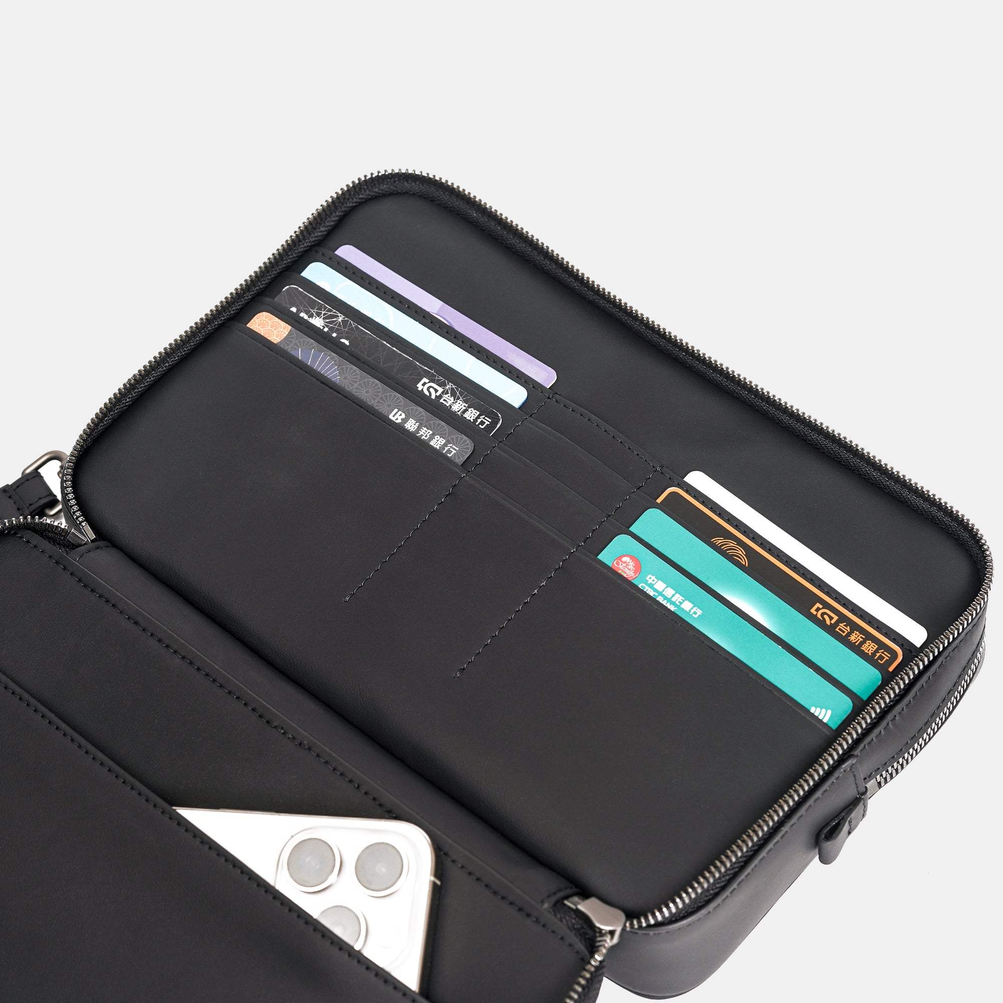 【FREED】手工細編織真皮手拿包 - FREED