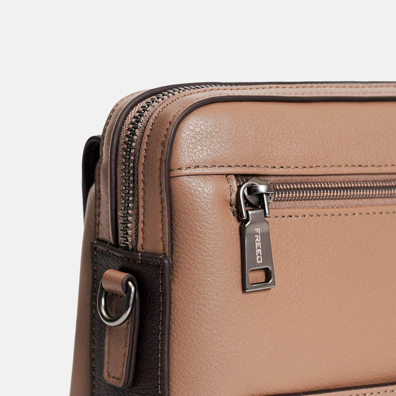 【FREED】手工拼色真皮郵差包 斜背包 - FREED
