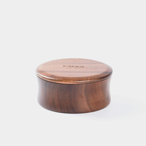 實木理容刮鬍皂碗,經典角度,FREED 客製化刻字。