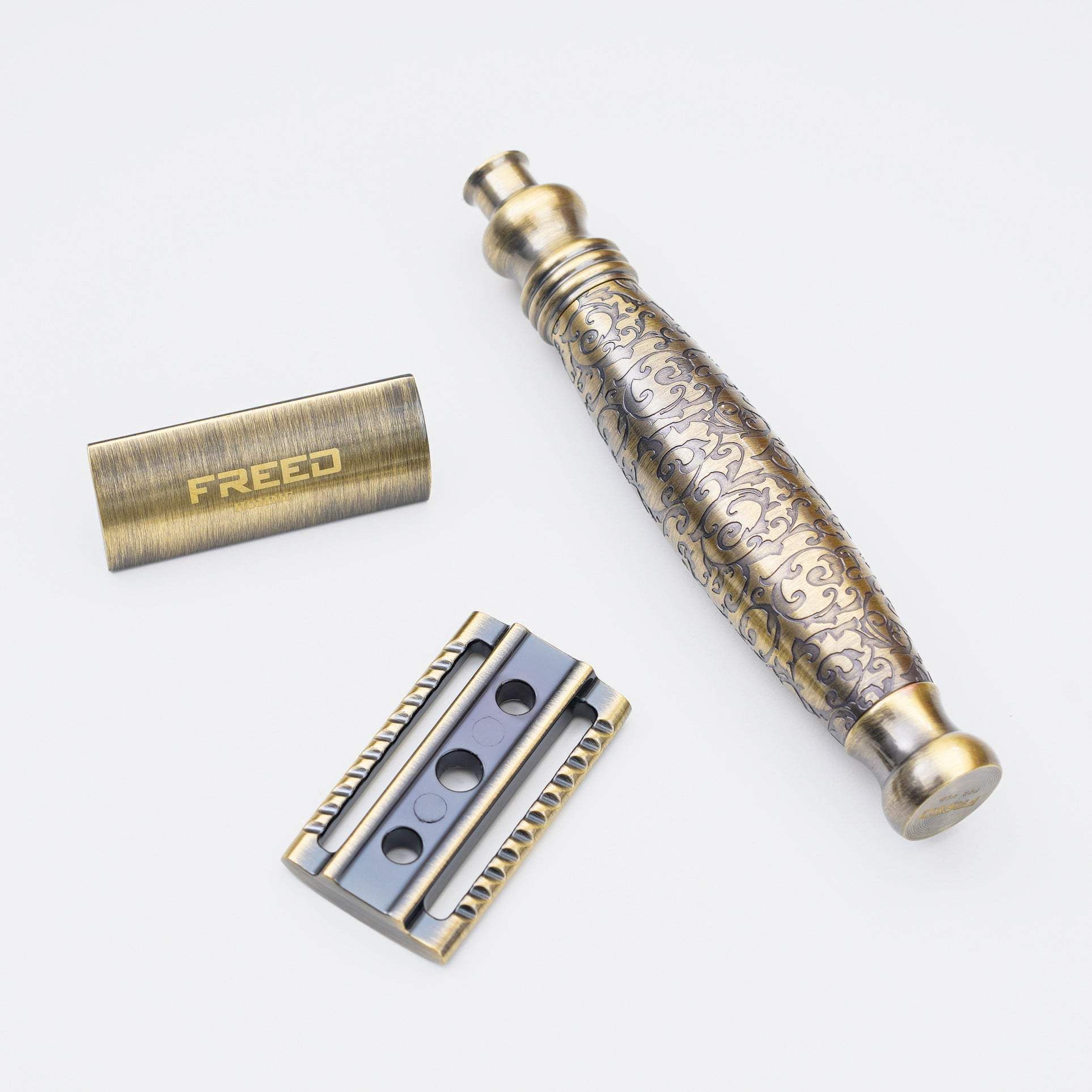 【FREED】封閉式復古雙刃安全刮鬍刀-仿古銅蝕刻雕花 (附刀片10片) - FREED