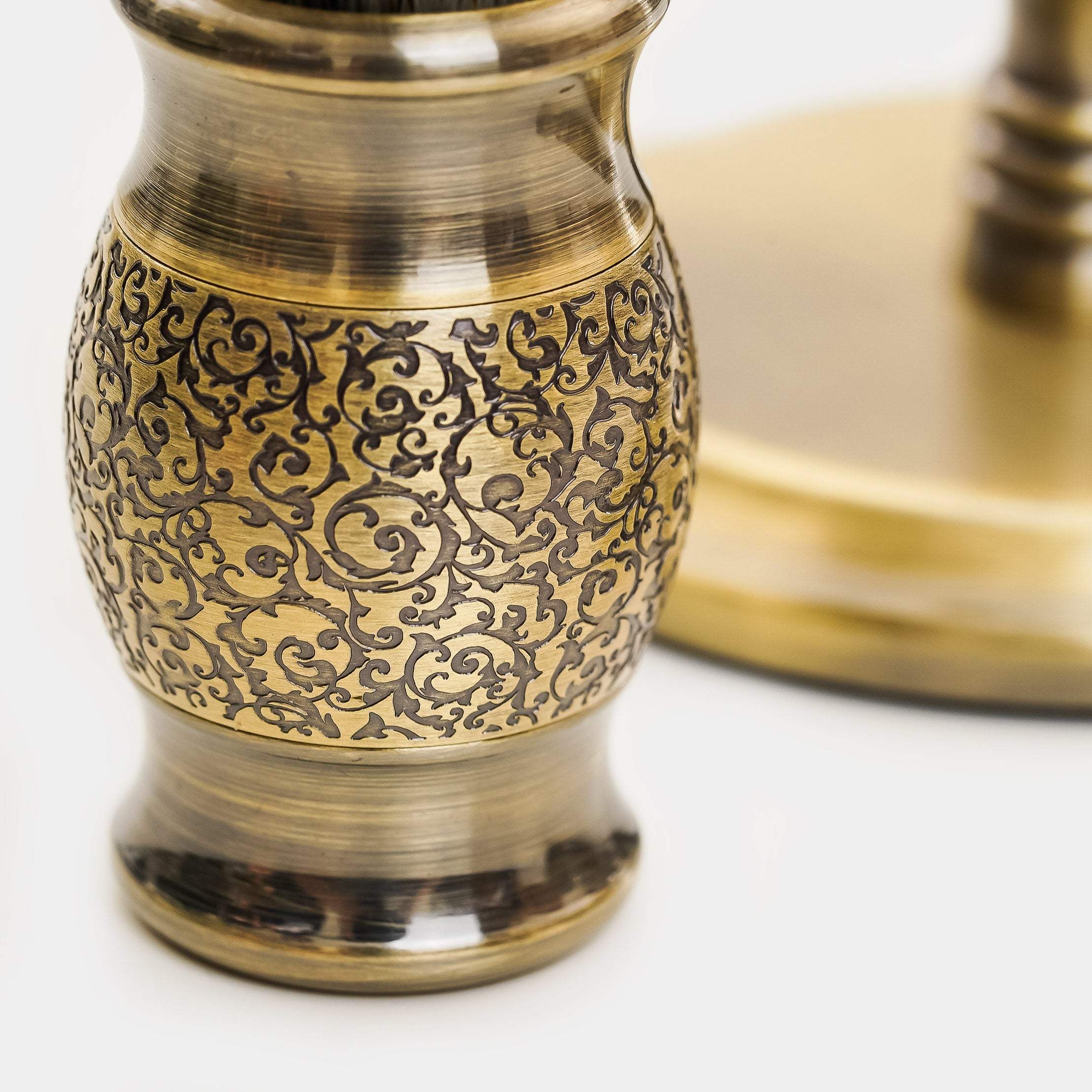 【兩週年紀念款】 豪華典藏版刮鬍刀禮盒 - 仿古銅蝕刻雕花 - FREED