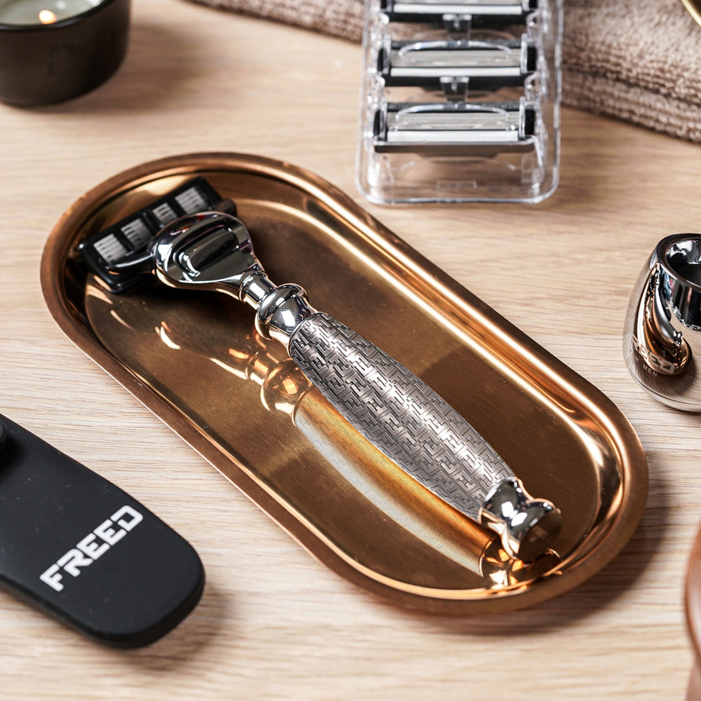 五刀式刮鬍刀 - F滿版鍍鎳浮雕