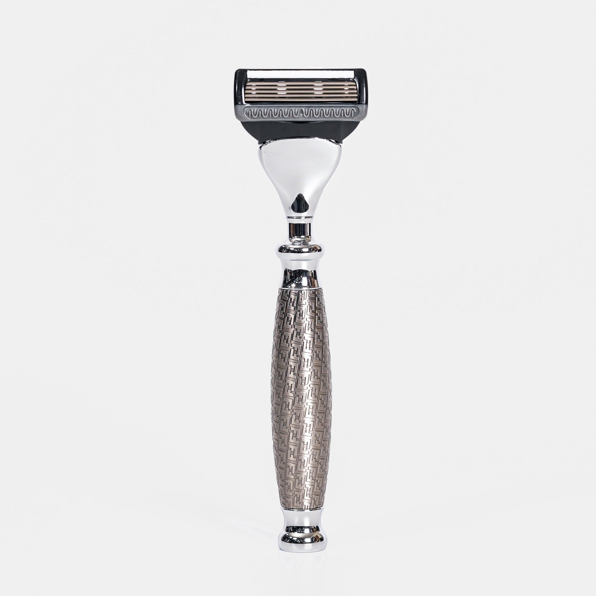 五刀式刮鬍刀 - F滿版鍍鎳浮雕