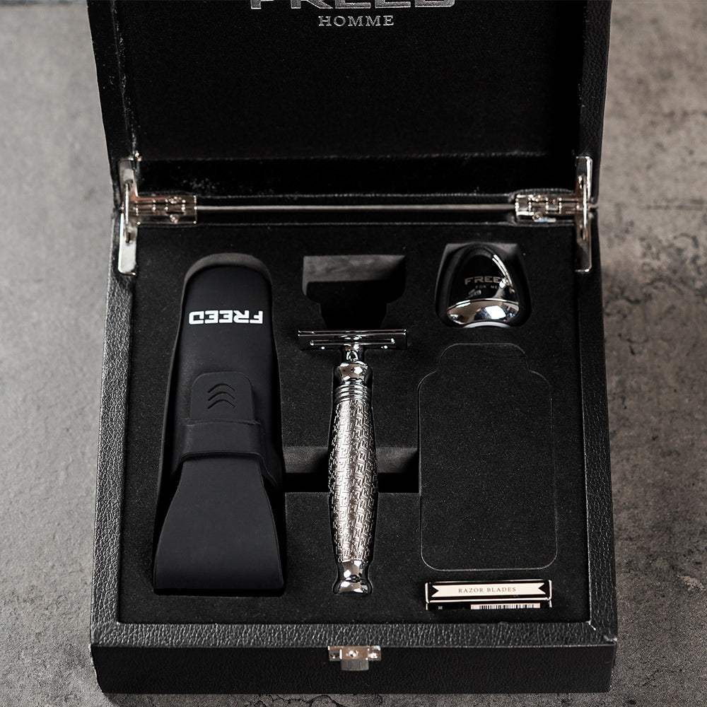 【FREED】尊爵四件組雙刃式刮鬍刀禮盒 - F滿版鍍鎳浮雕 - FREED