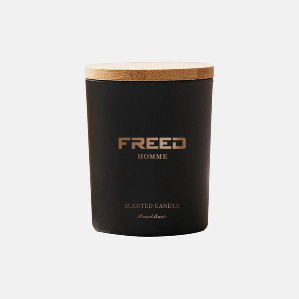黑色竹蓋大豆香氛蠟燭,獨立擺拍,FREED 客製化刻字。