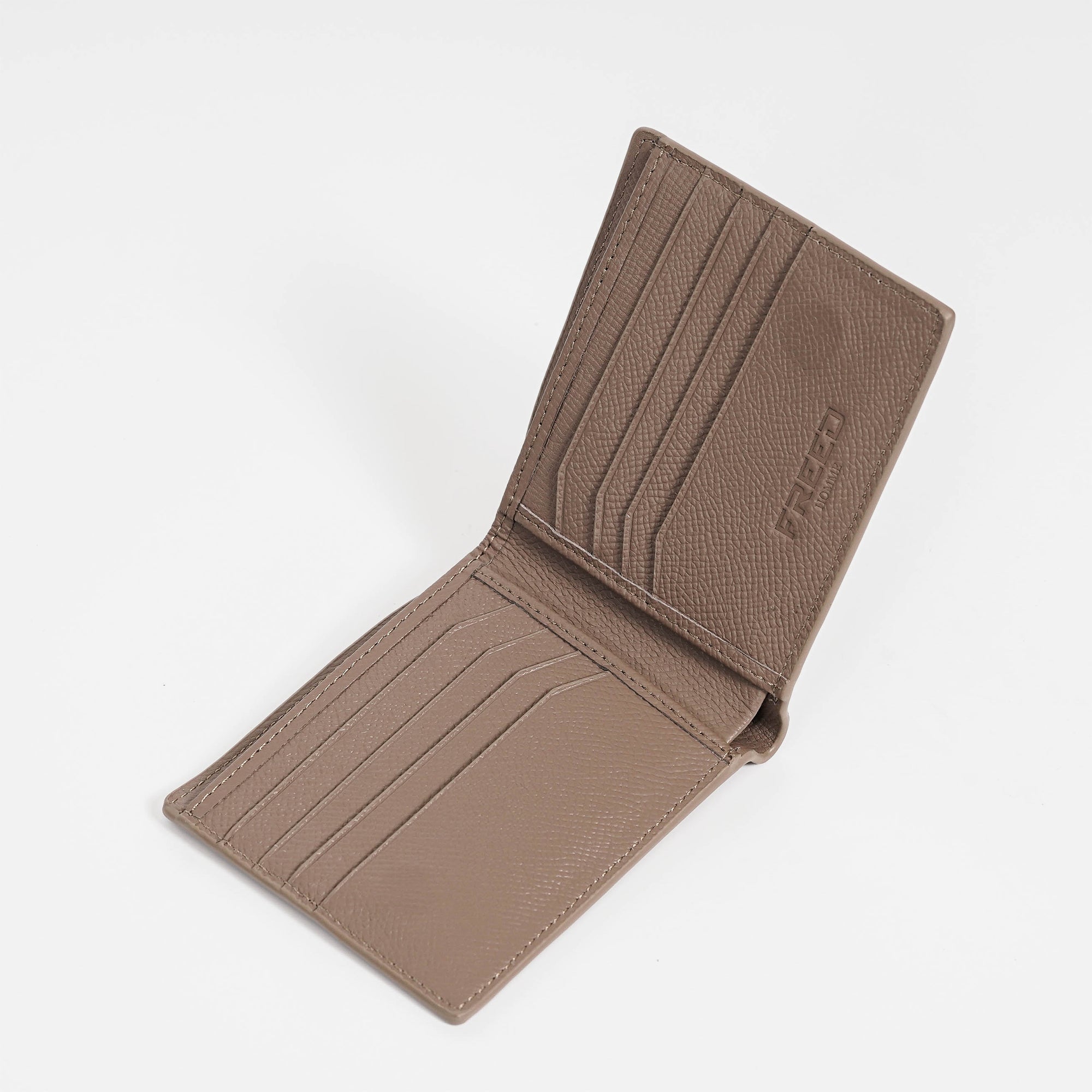 【FREED】經典 Epsom 粒面真皮短夾 - 沙丘棕