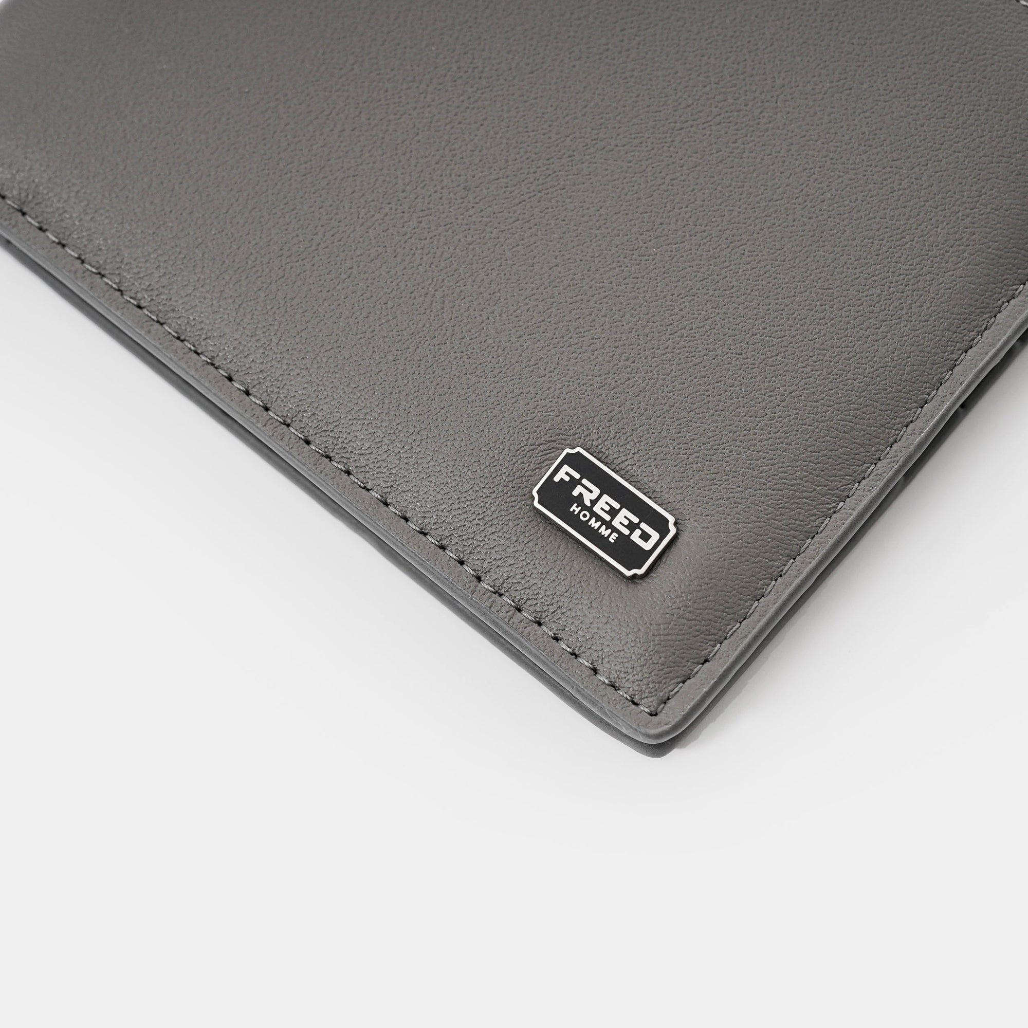 【FREED】紳士極潤頭層納帕(Nappa)真皮短夾 - 鉑金灰