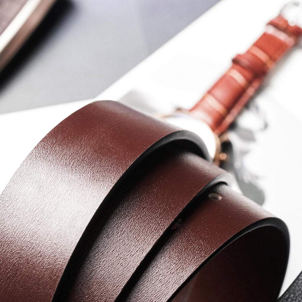 【FREED】復古馬蹄扣商務休閒頭層牛皮皮帶 - 咖啡色 - FREED