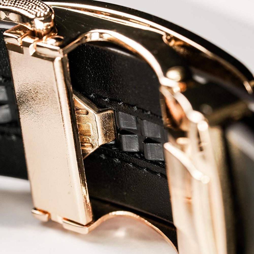 【FREED】時尚英文字母扣頭商務頭層牛皮自動皮帶 - FREED