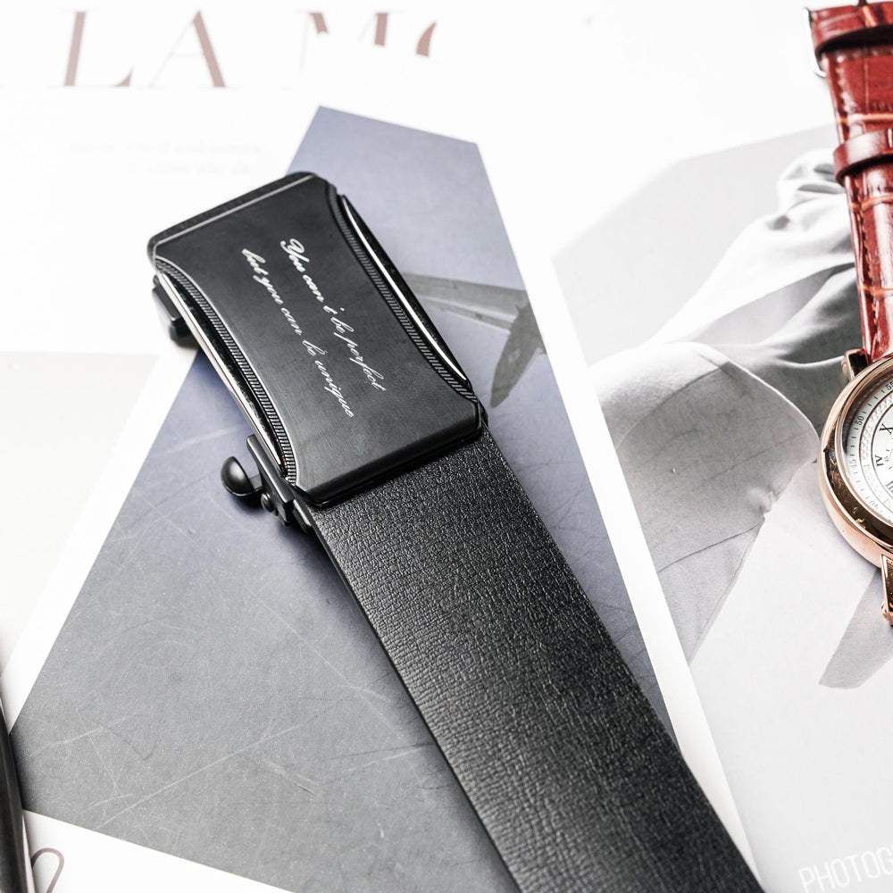 【FREED】極簡霧黑方扣商務休閒頭層牛皮自動皮帶 - 黑色 - FREED