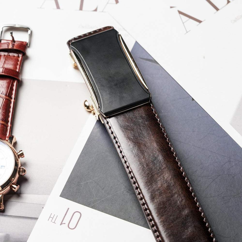 【FREED】極簡霧黑方扣商務休閒頭層牛皮自動皮帶 - 咖啡色 - FREED