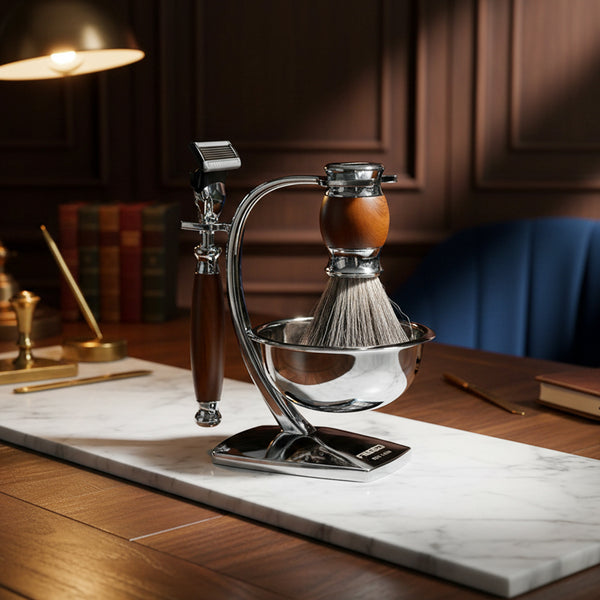 仿胡桃木質感, chrome 支架,古典書房場景。FREED 客製化刻字。