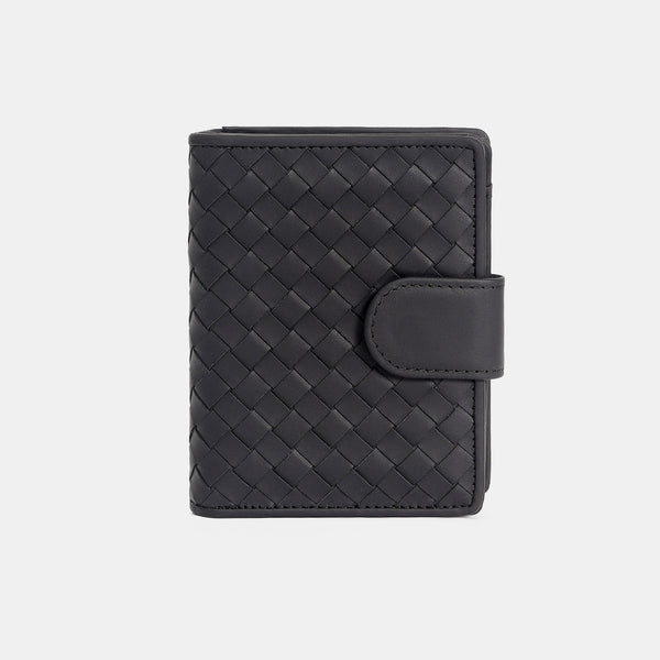 黑色皮革編織，平視角度，FREED 客製化刻字。