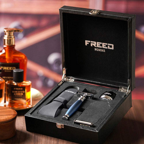 時尚藍刮鬍刀禮盒，尊爵四件組，FREED客製化刻字。