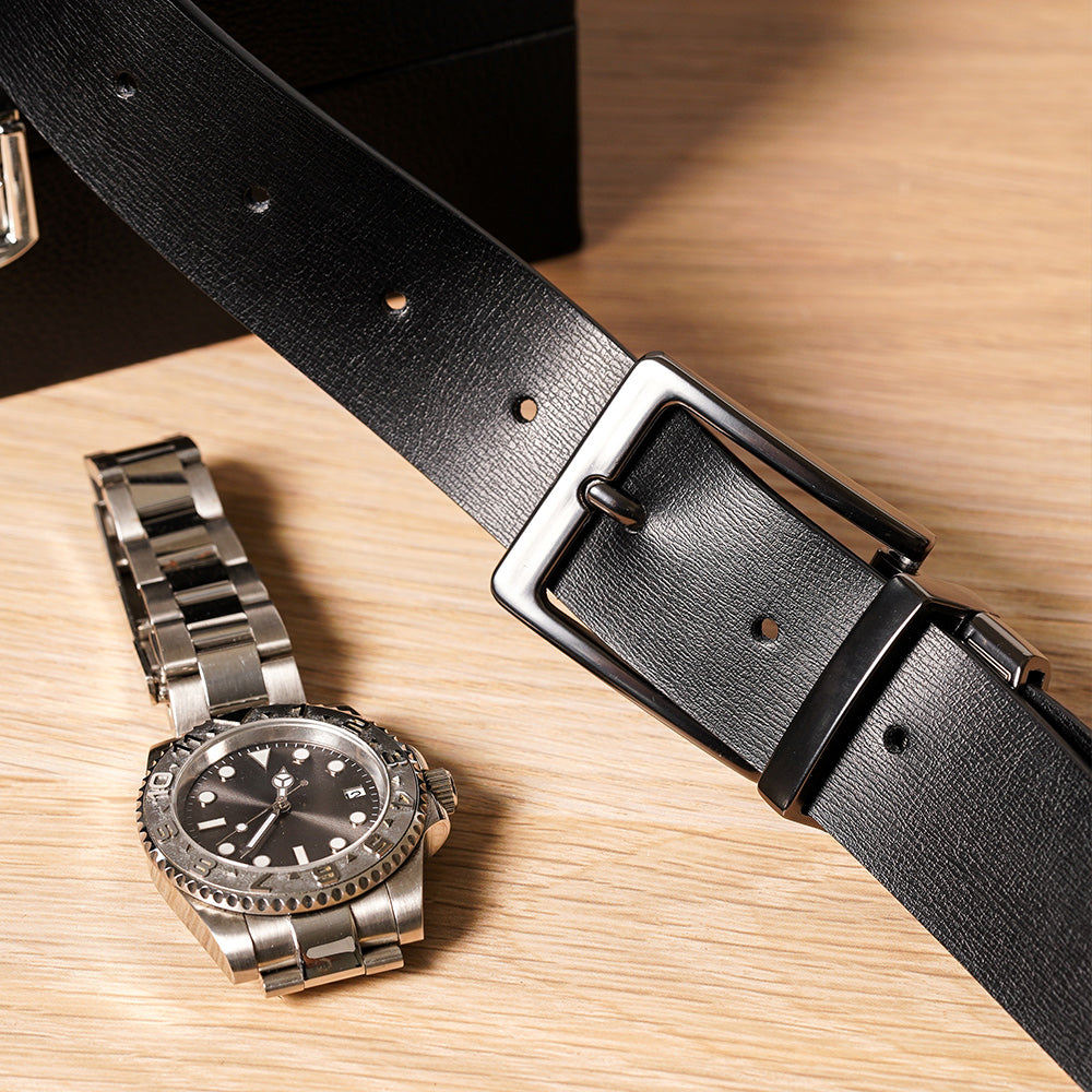 【FREED】 方形扣素面休閒真皮皮帶 - 黑銀