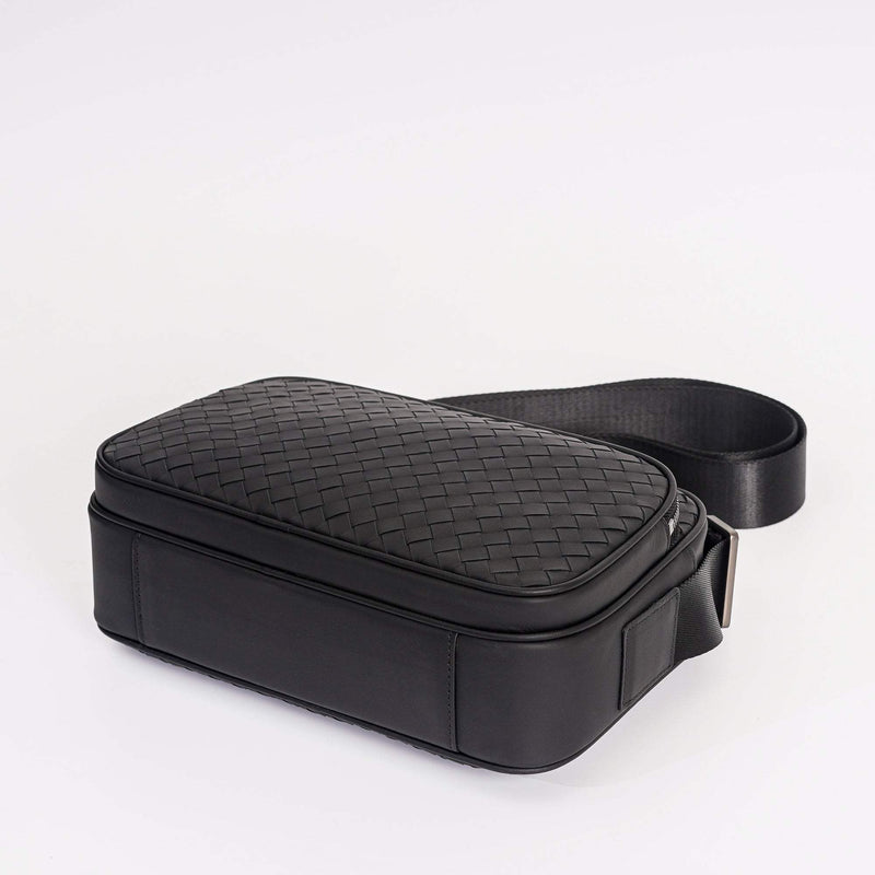 【FREED】手工細編織皮革郵差包 - FREED