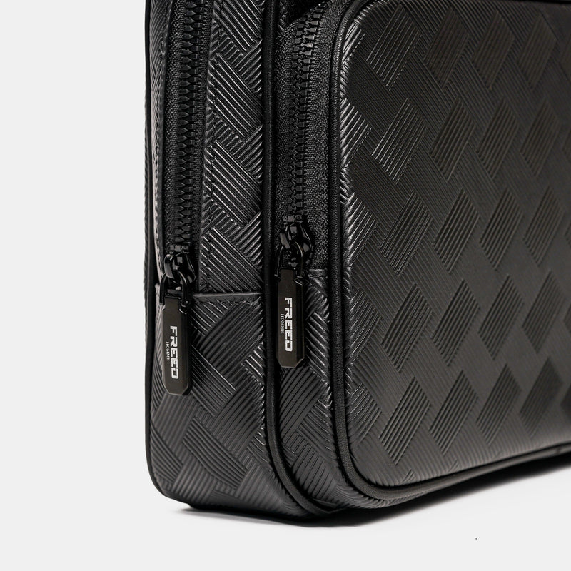 【FREED】編織壓花斜方格斜肩包