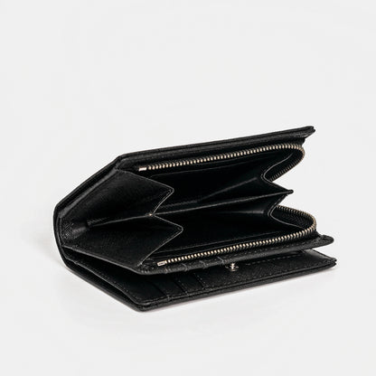 黑色Saffiano十字紋皮夾，側邊展現，FREED 客製化刻字