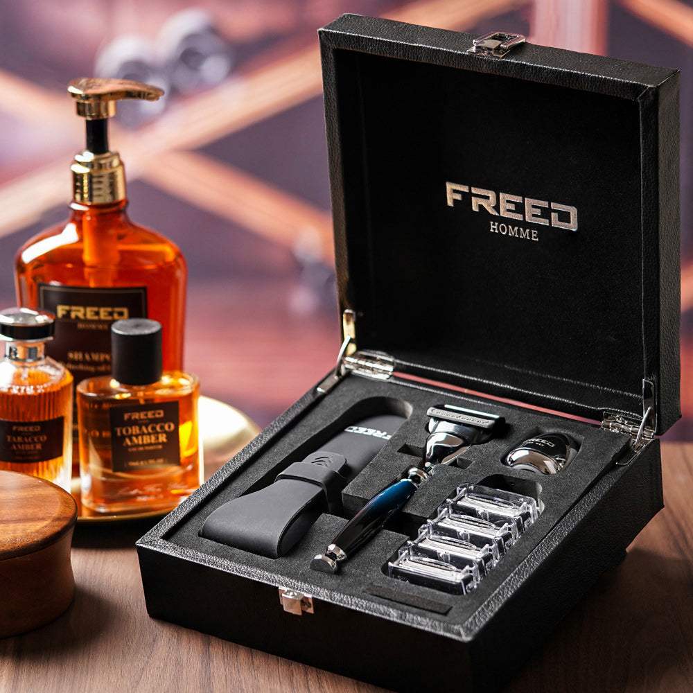 銀河藍尊爵刮鬍刀禮盒，內含刮鬍刀組FREED 客製化刻字