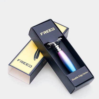 金屬材質，獨角獸漸變色，精緻復古，FREED 客製化刻字。