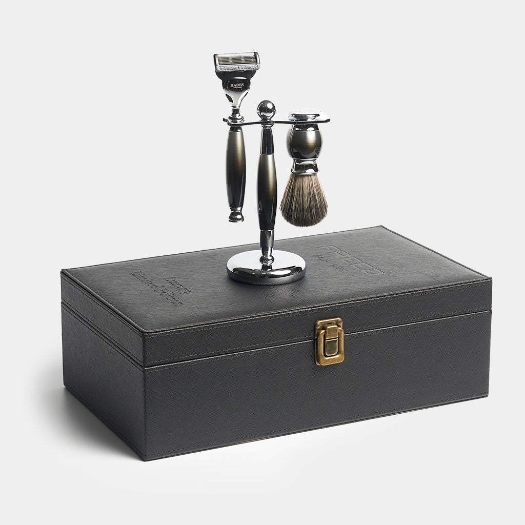 一週年限量紀念款 - 哈德斯_豪華典藏版四件組刮鬍刀禮盒 - FREED