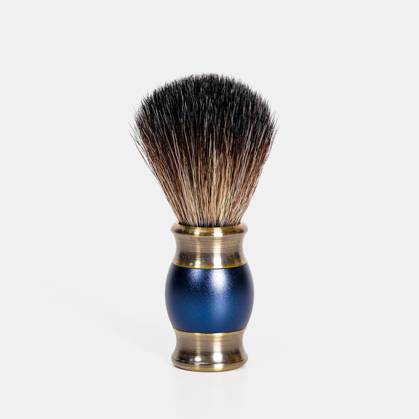 古銅色刷頭，藍色握把，正面拍攝，FREED 客製化刻字。