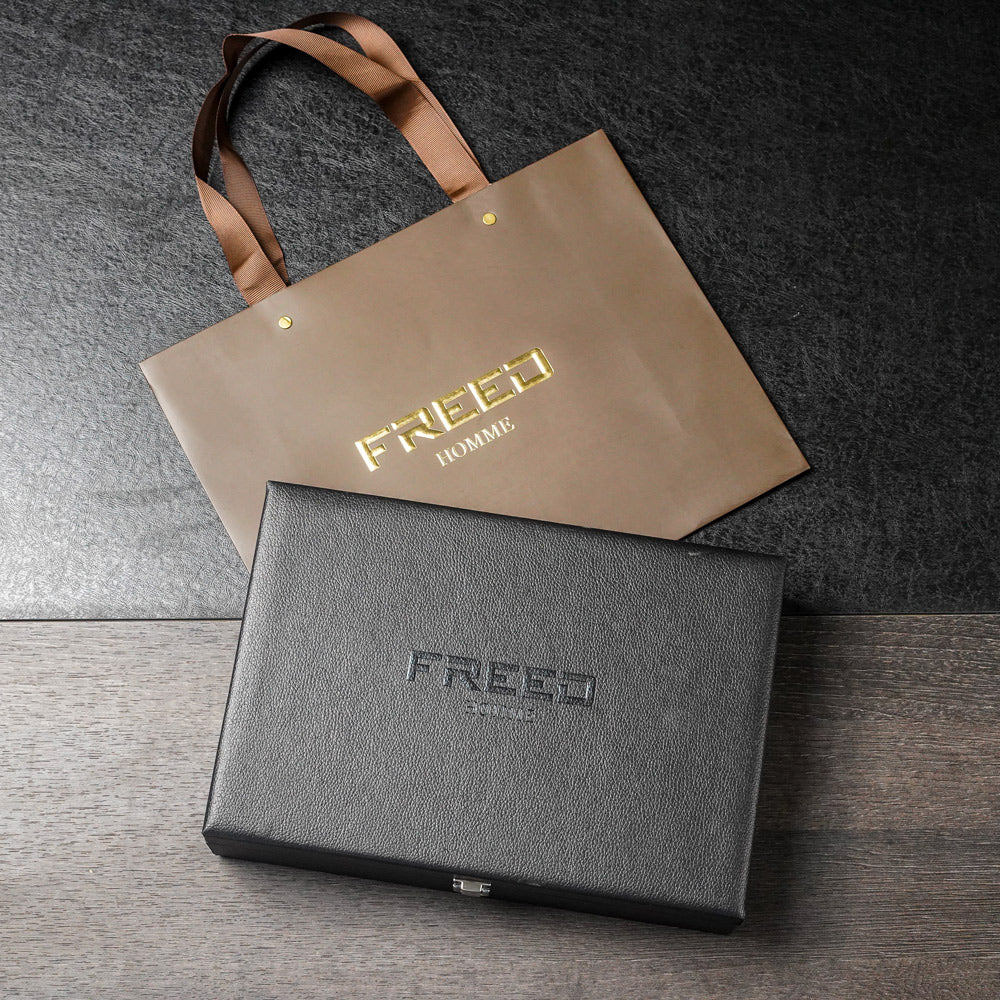 【FREED】五刀式刮鬍刀豪華禮盒四件組 - F滿版鍍鎳浮雕