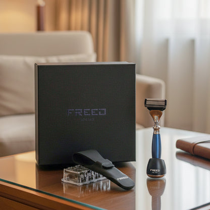 【FREED】尊爵禮盒，時尚藍刮鬍刀。FREED 客製化刻字