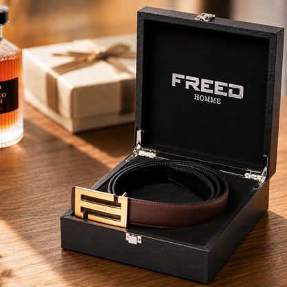 【FREED】金色/黑色扣頭手掌紋超纖維雙色皮帶-咖面黑底