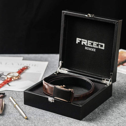 咖啡色頭層牛皮皮帶，精緻禮盒裝，FREED 客製化刻字